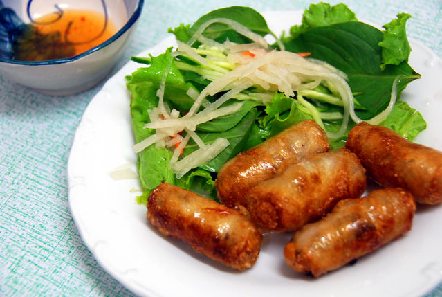 越南美食－炸海鮮春捲 NT$50