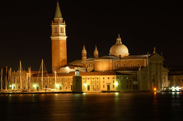 威尼斯夜景-聖喬治.馬喬雷島