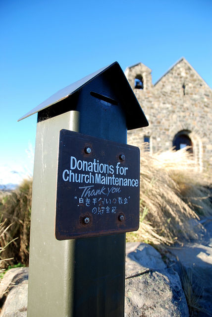 教堂捐獻箱