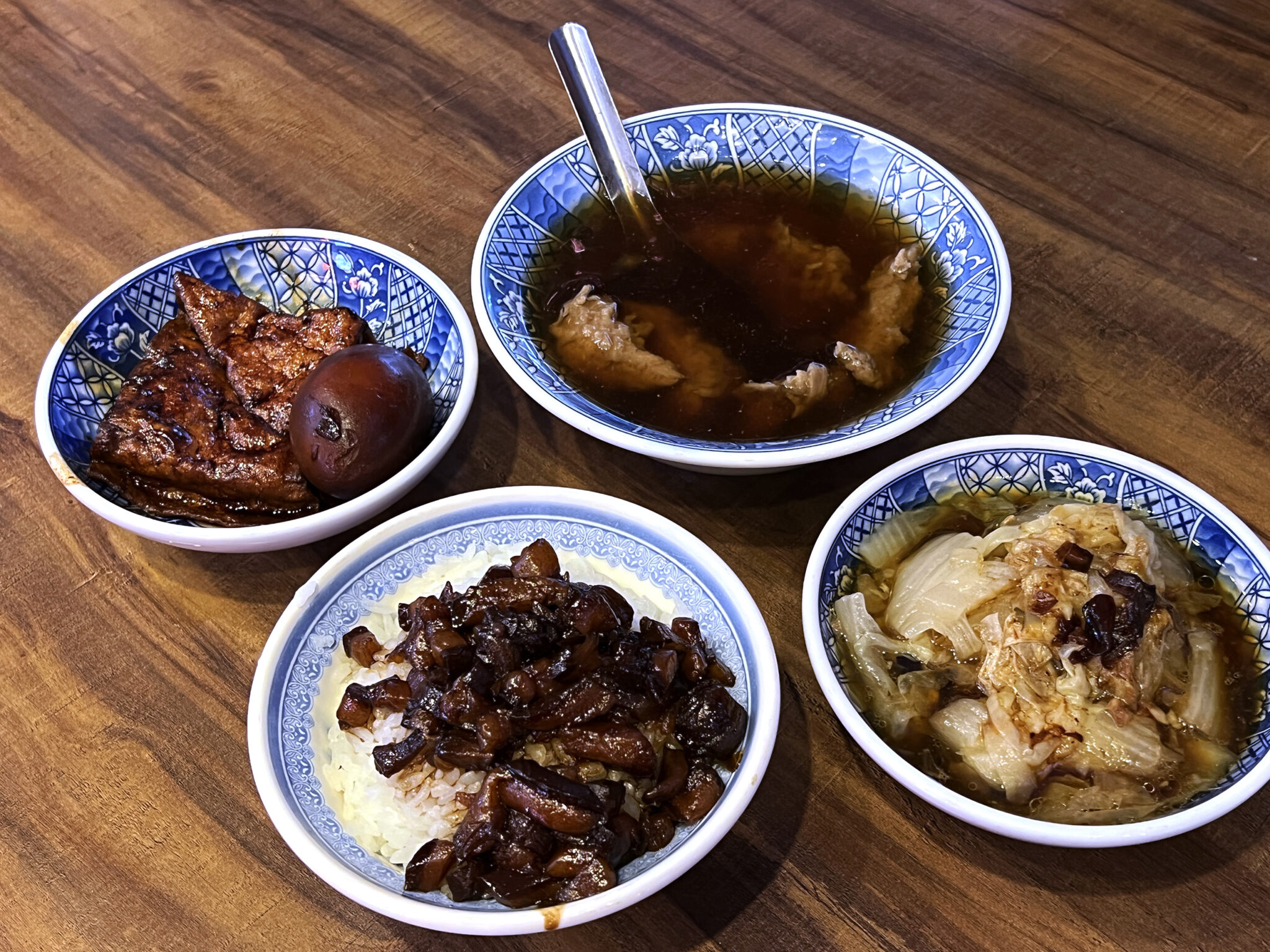 小王煮瓜滷肉飯