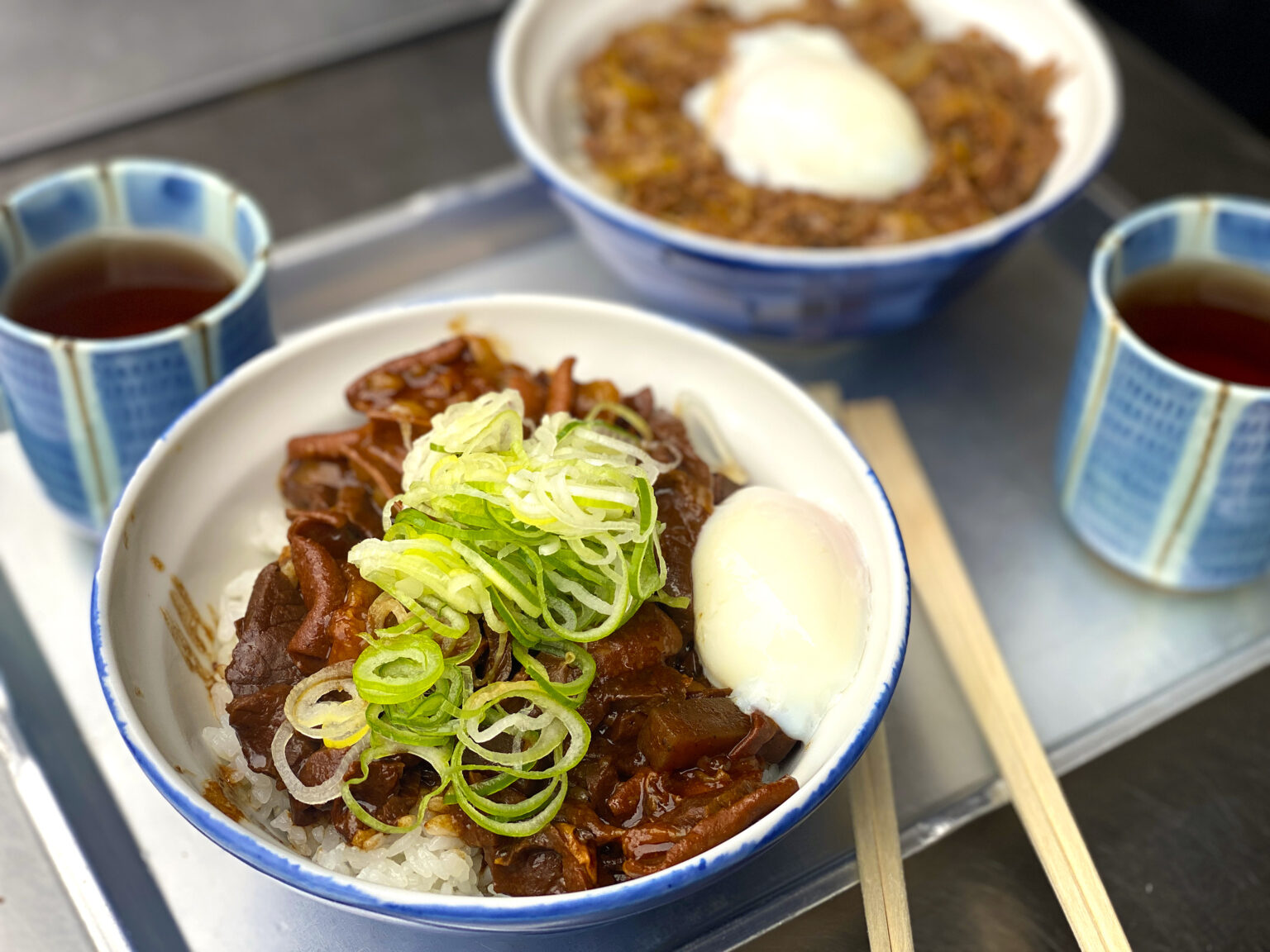 狐狸屋 ホルモン煮込み きつねや