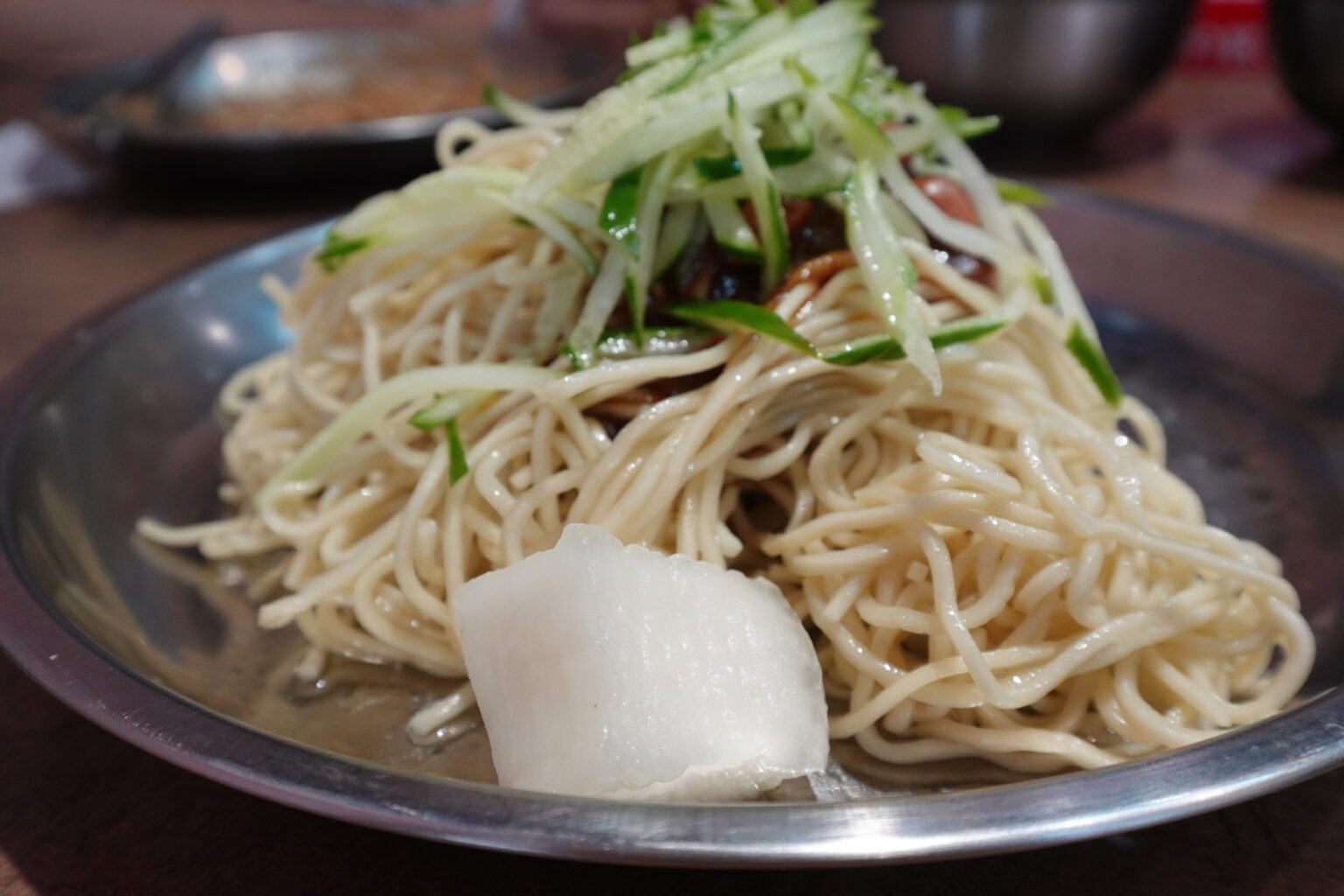 陸地涼麵