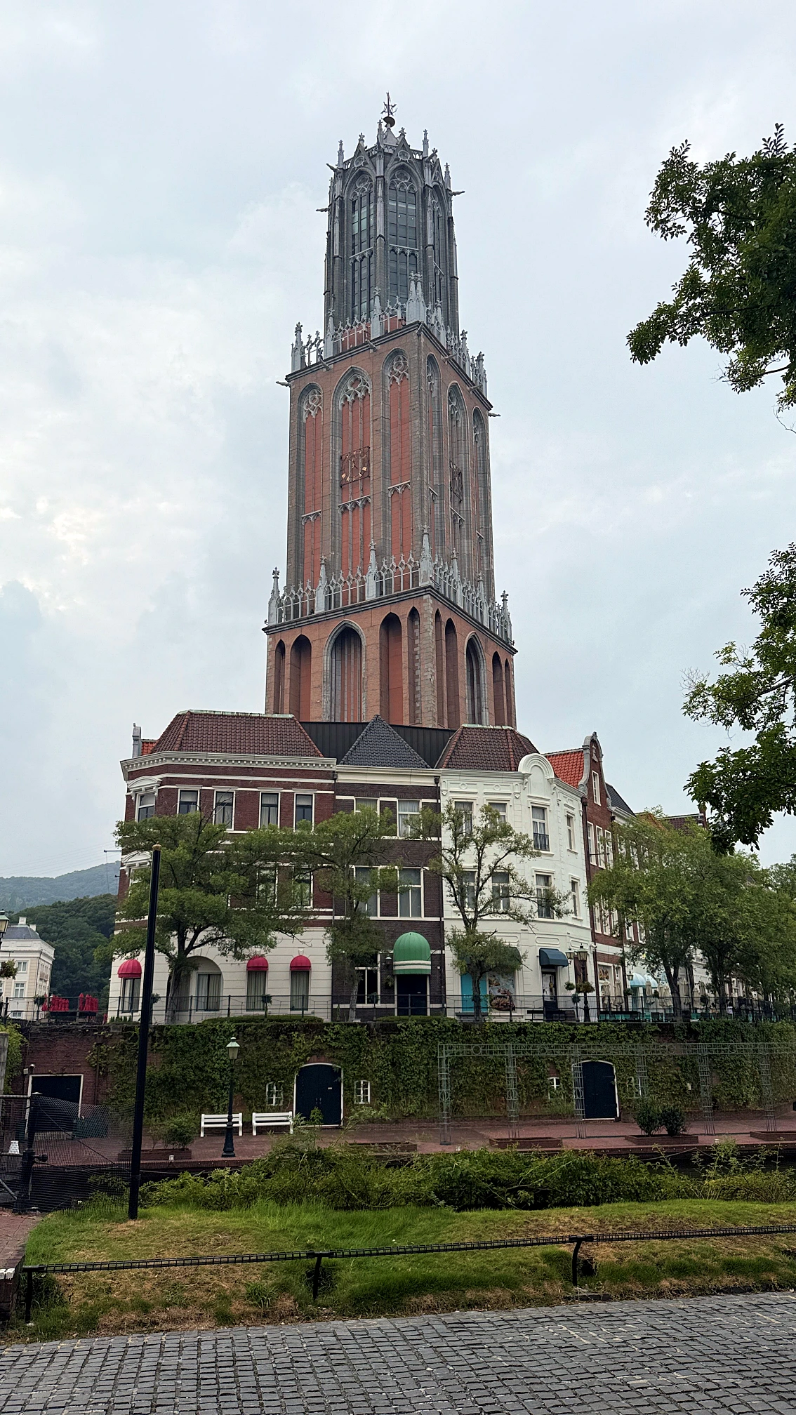 豪斯登堡