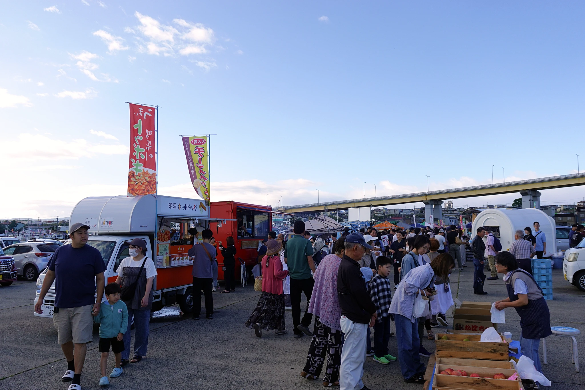 八戶館鼻岸壁朝市