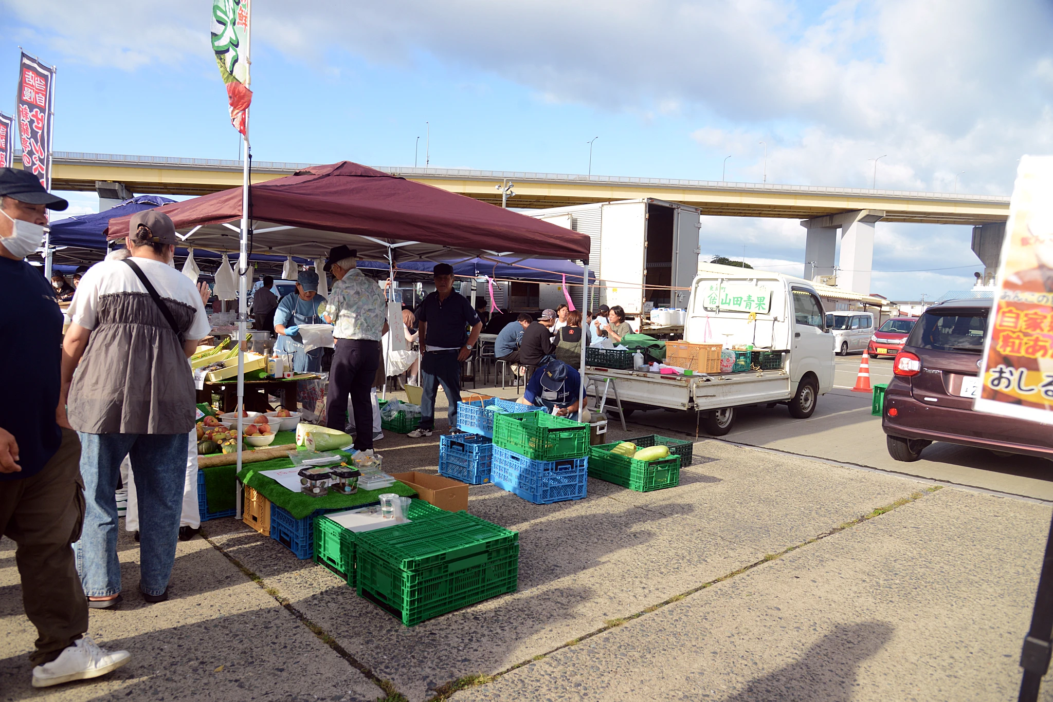 八戶館鼻岸壁朝市