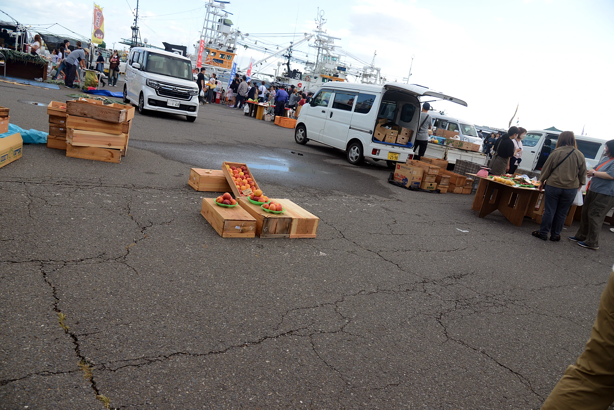 八戶館鼻岸壁朝市