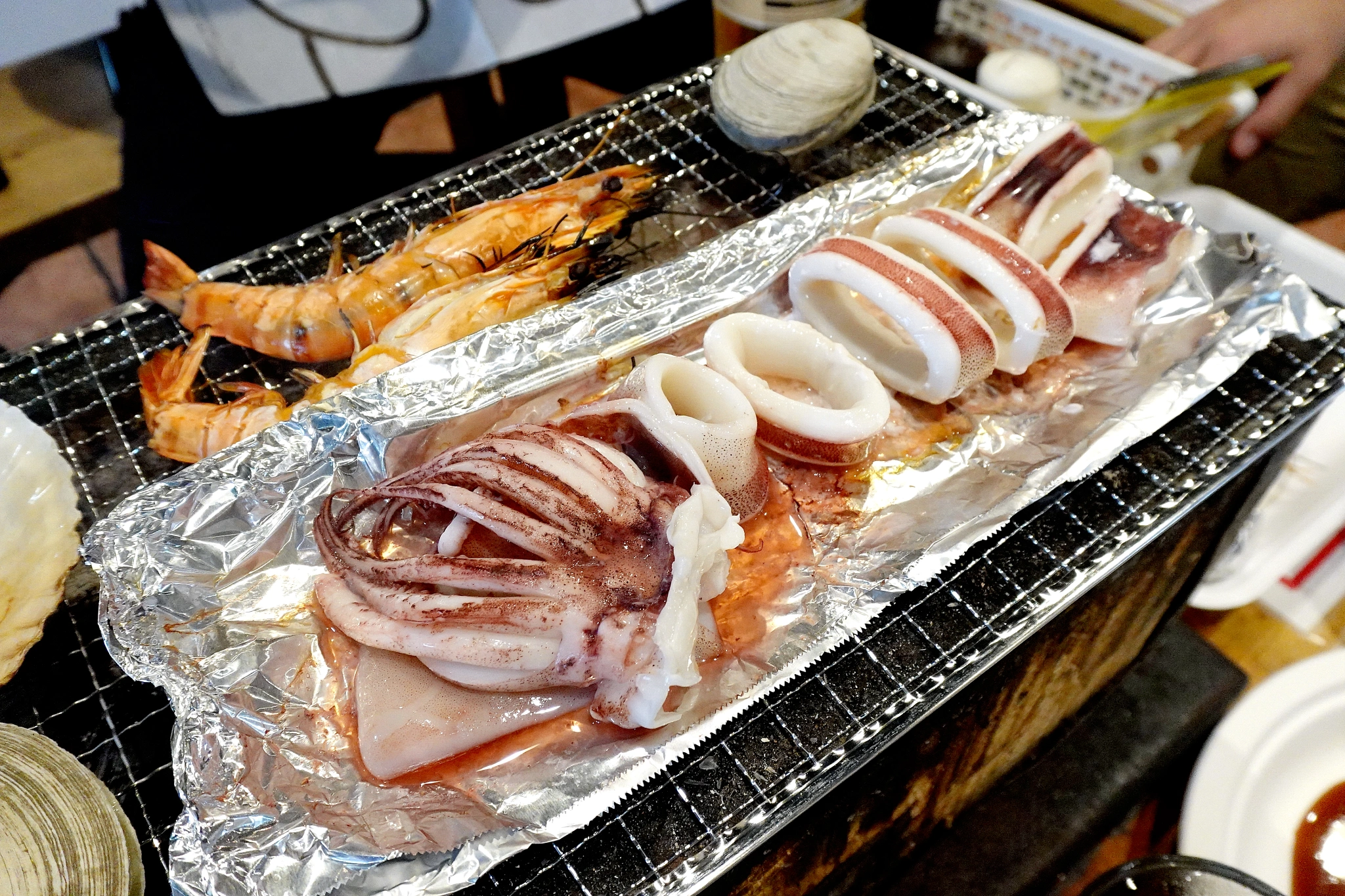 八食中心 七厘村燒烤