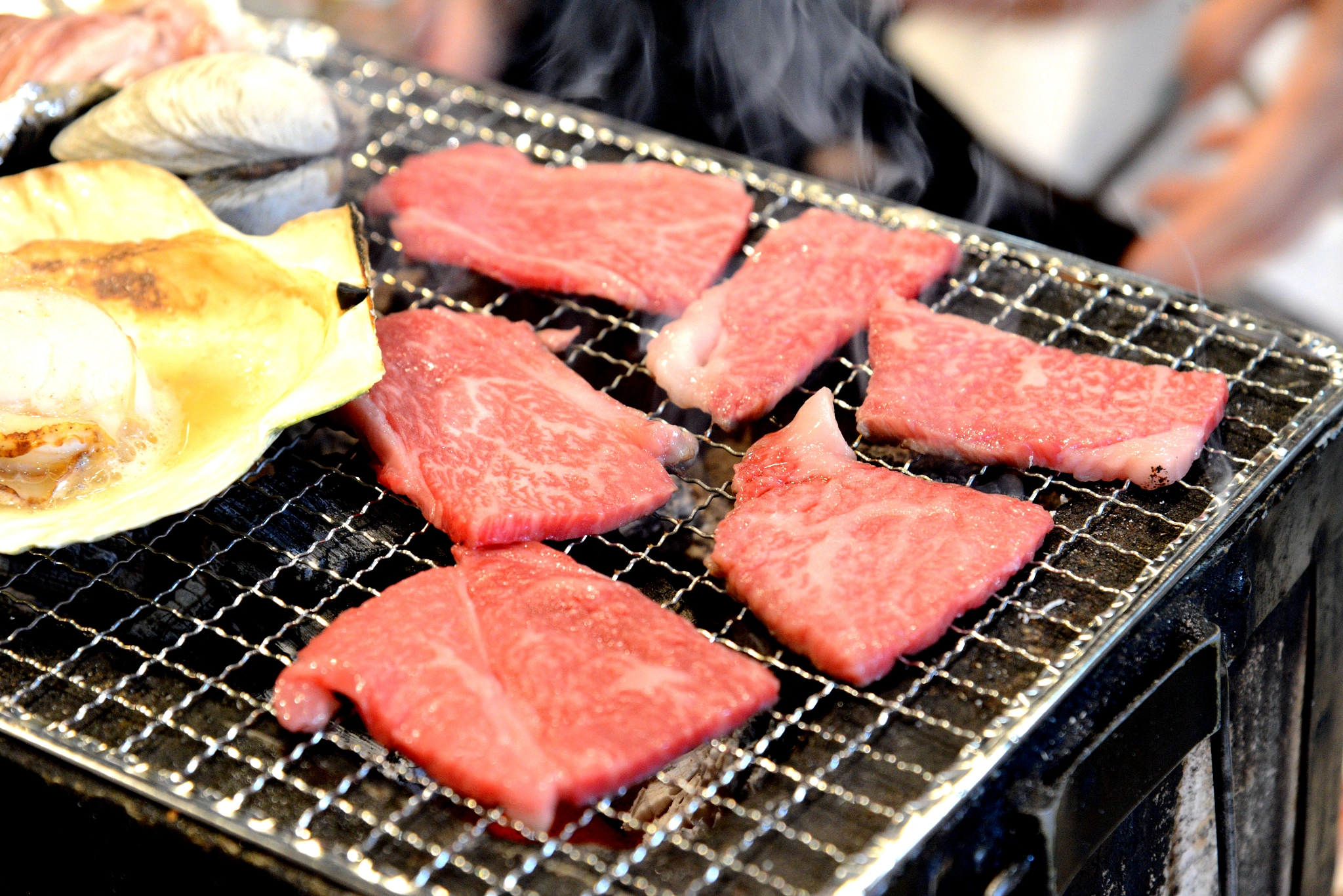 八食中心 七厘村燒烤