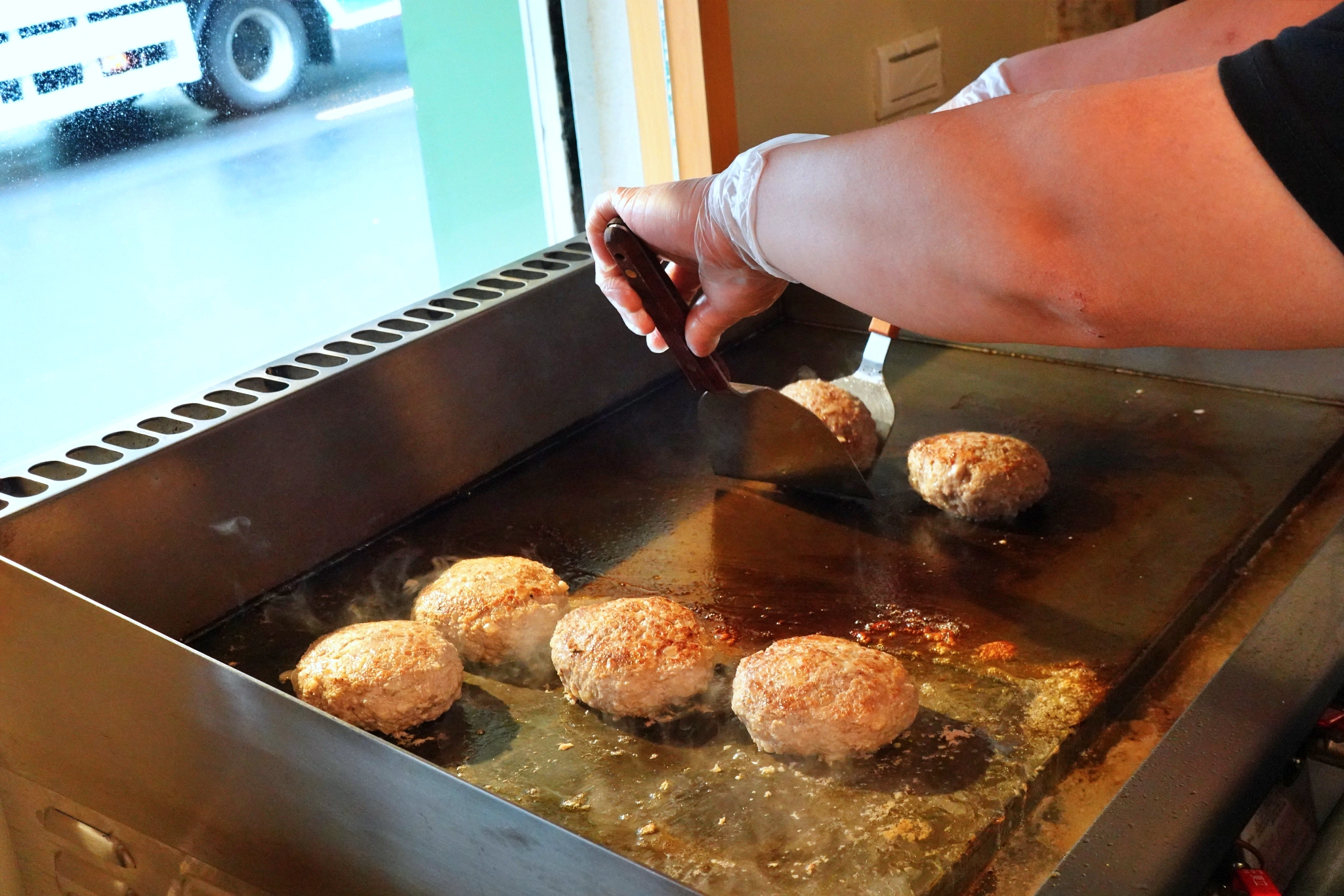 和牛漢堡排米樂